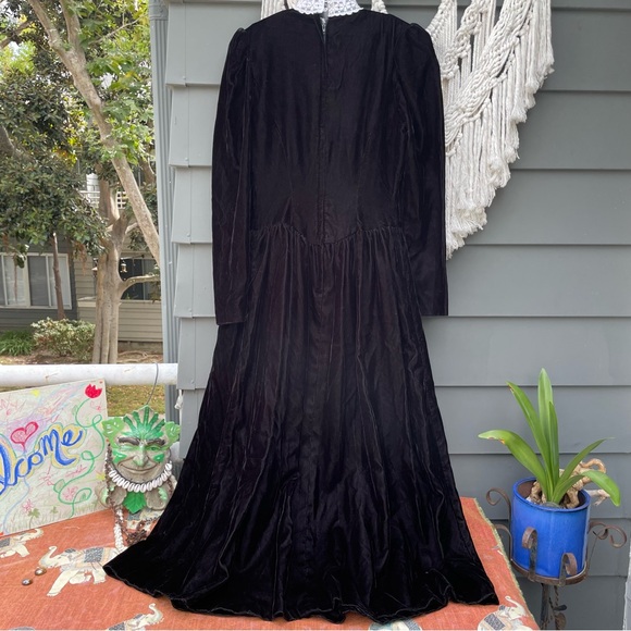 Vintage Jessica McClintock Wednesday Adam’s Wedding Gown Dress - Picture 6 of 15